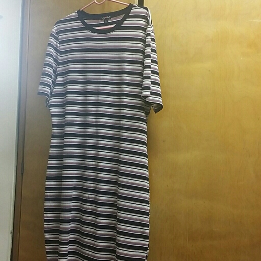 NWOT Plus Size T-Shirt Dress